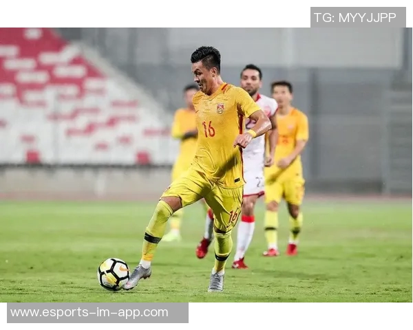 揭秘足坛太太团高学历现象从学霸妻子看球星背后的智慧力量